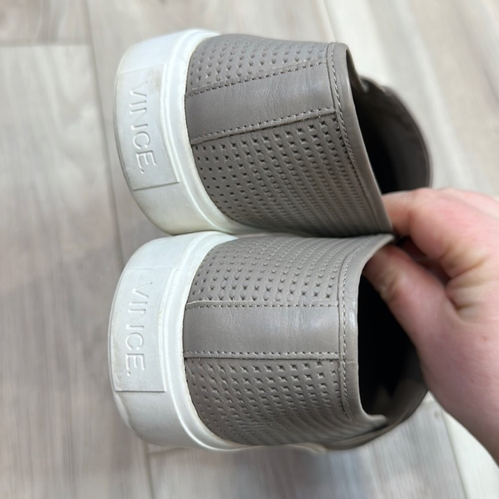 Vince leather Blaire perforated slip on sneakers size 7 - Picture 4 of 4